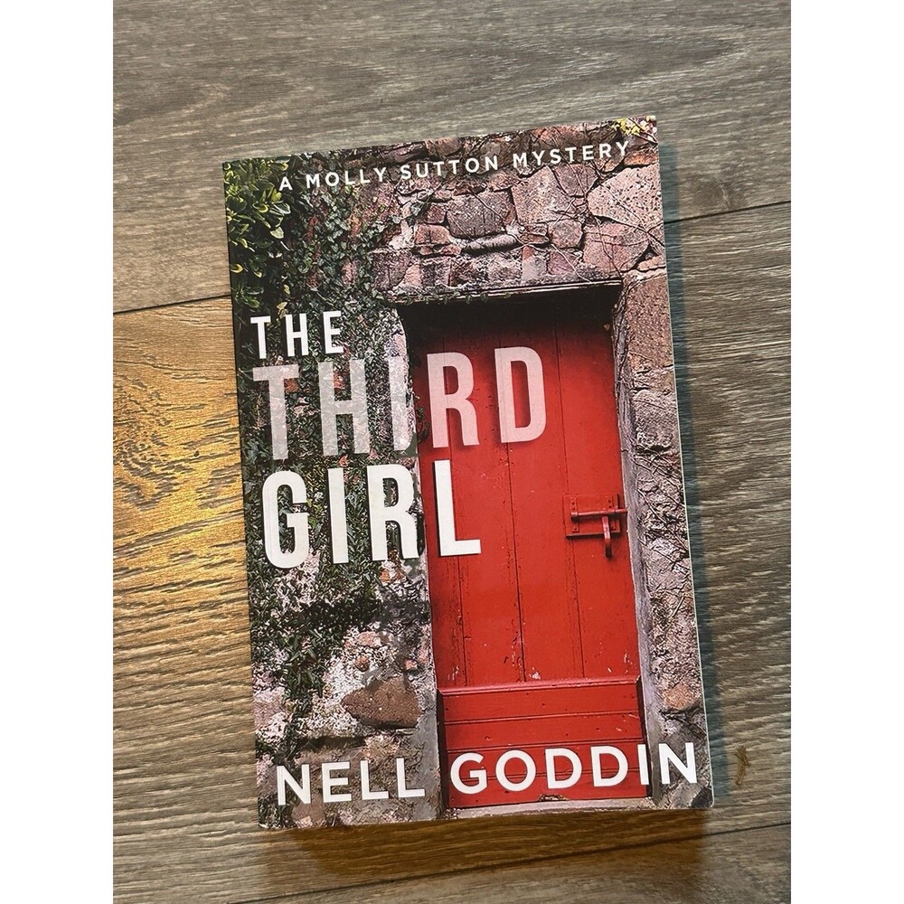 Nell Goddin The Third Girl (Paperback) Molly Sutton Mysteries